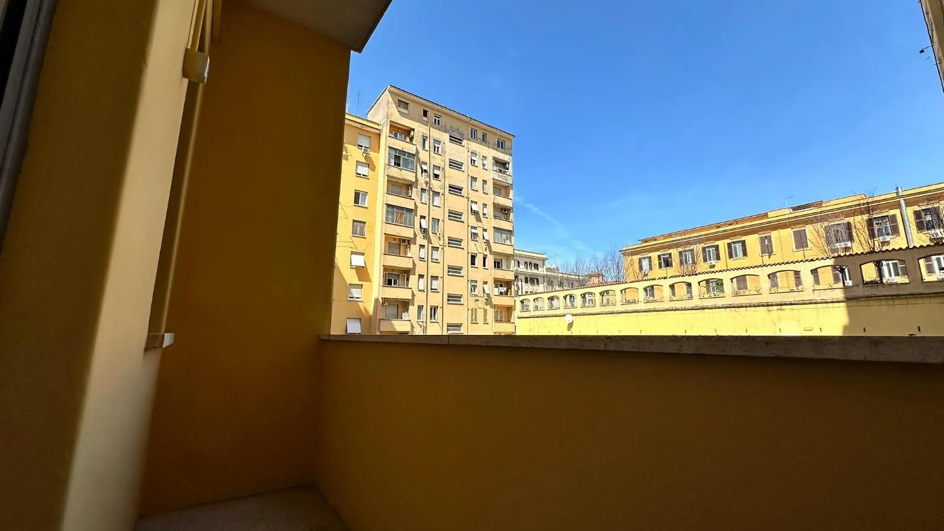 Jef Apartments San Giovanni, Roma  Rom
